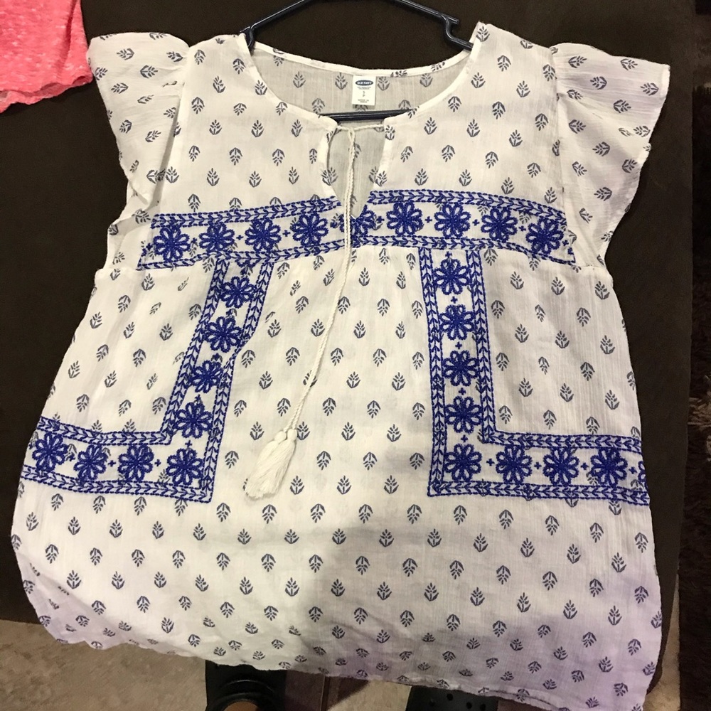 beautiful blue and white blouse